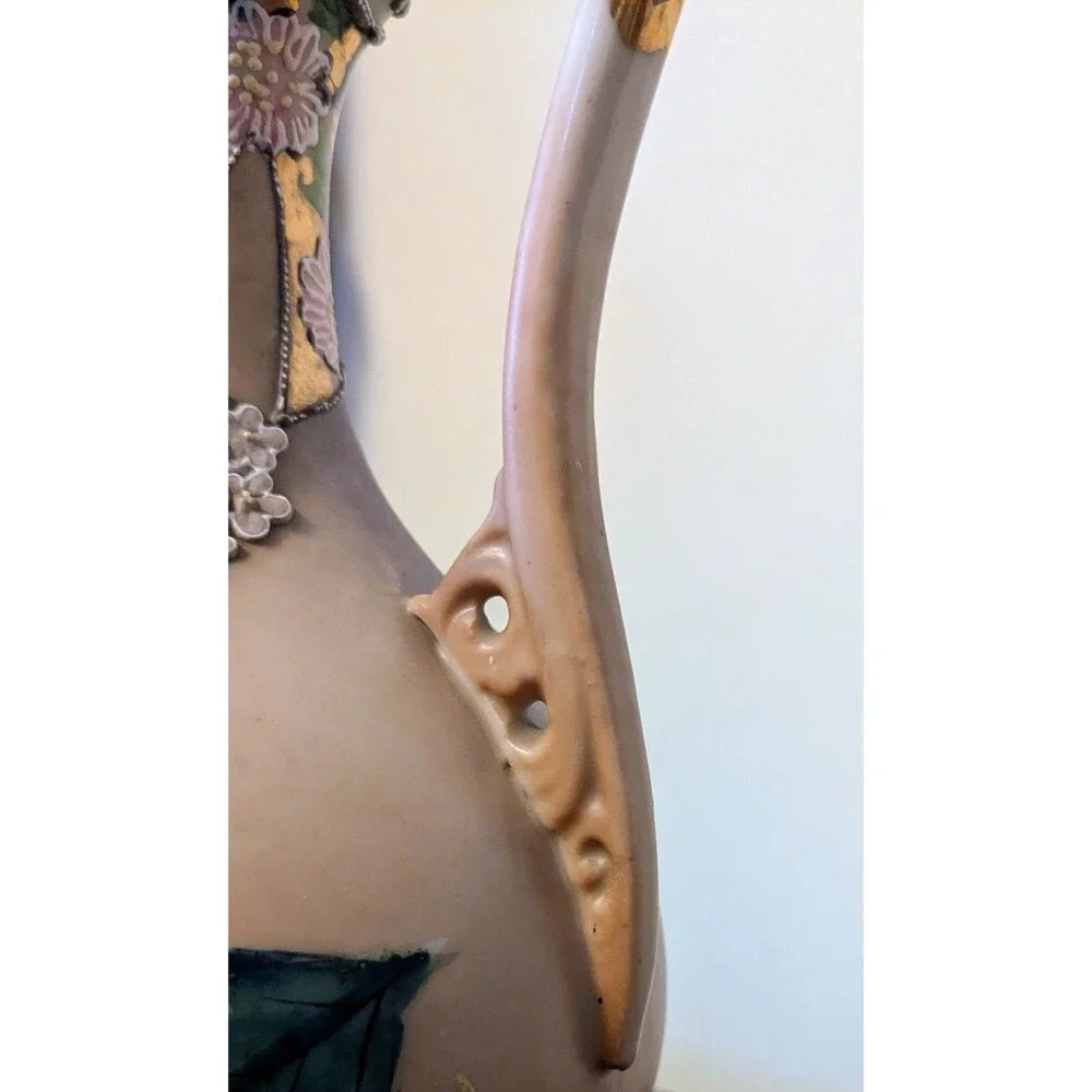 Antique Nippon Era Moriage Vase 9